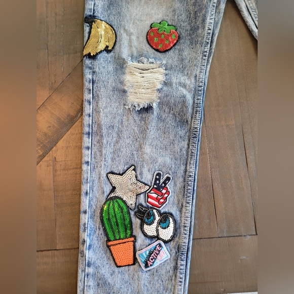 Pixie And Diamond Acid Wash Womens Jeans With Patchwork Sequined Details - Picture 7 of 12